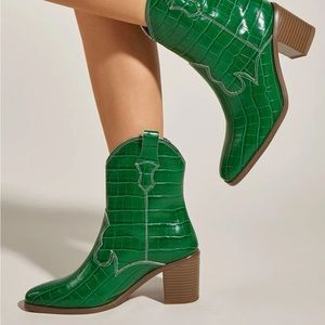 Croc Embossed Green Western Boot